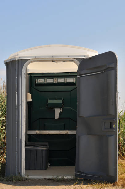 Best Affordable portable toilet rental  in Amelia, OH